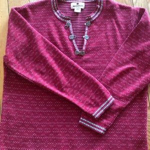 Woolrich Woman’s MD light weight sweater